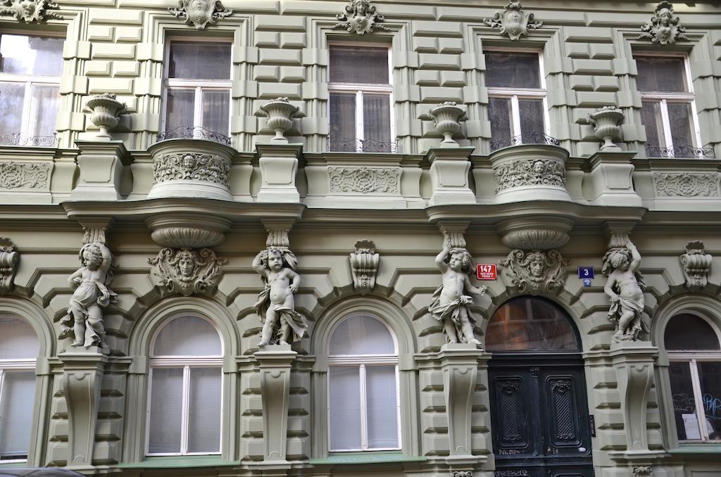Mivos Prague Apartments Vltava Exterior photo